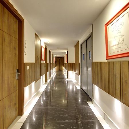 Hotel Town Grand Patel Nagar New Delhi Eksteriør billede