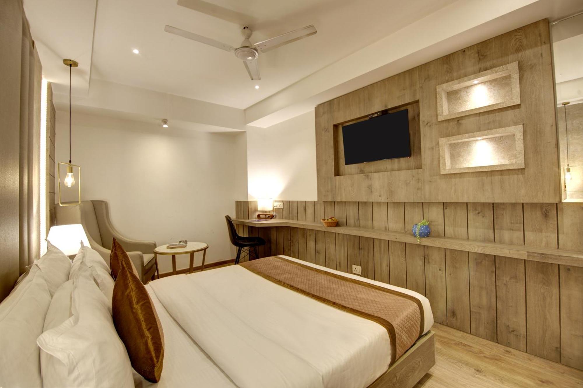 Hotel Town Grand Patel Nagar New Delhi Eksteriør billede