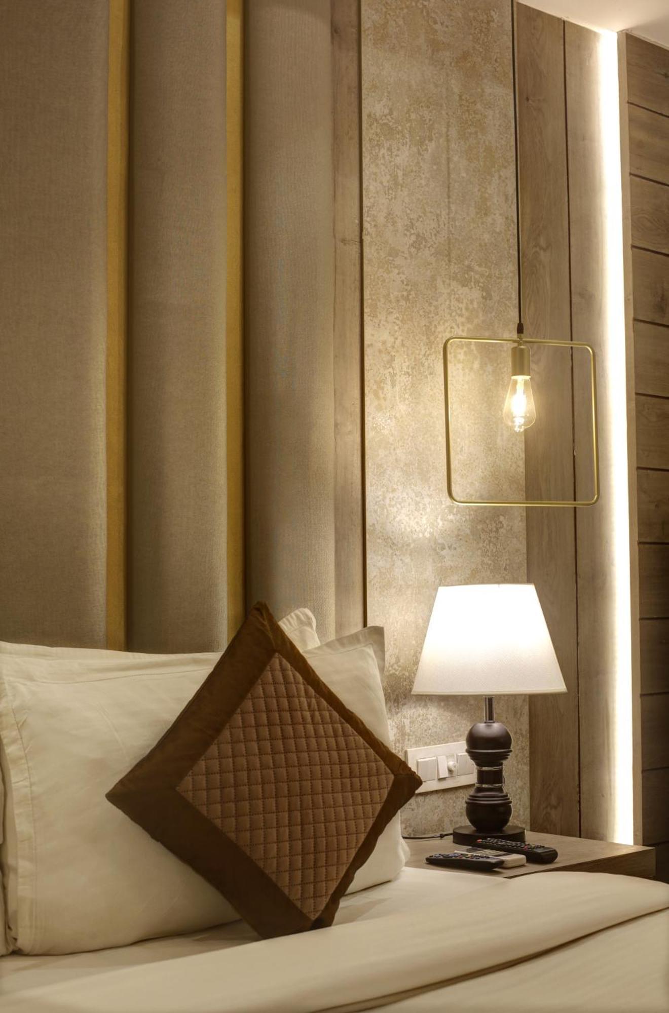 Hotel Town Grand Patel Nagar New Delhi Eksteriør billede